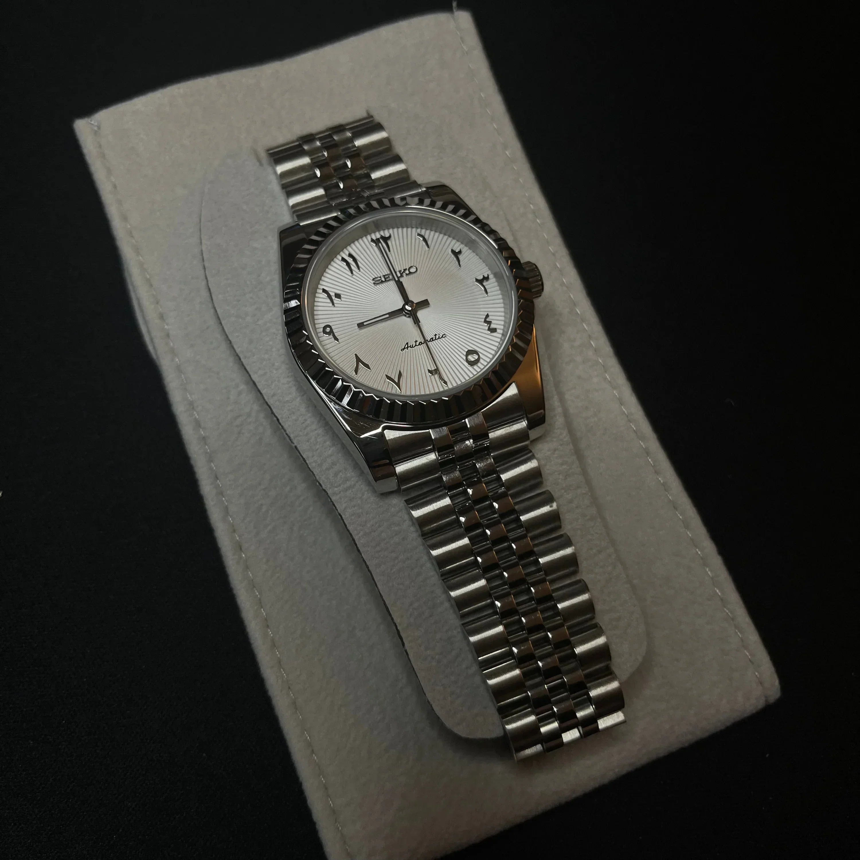 Seikojust árabe blanco